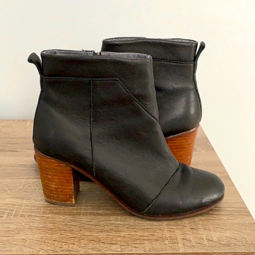 TOMS booties